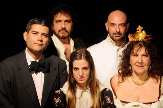 Creando un país para Alicia