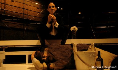 El luto le sienta a Electra13