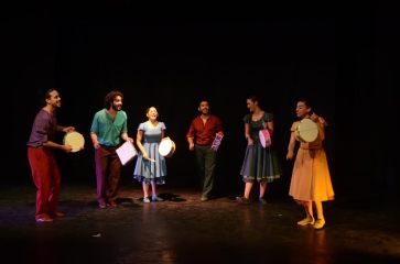 De cada pueblo un bailar